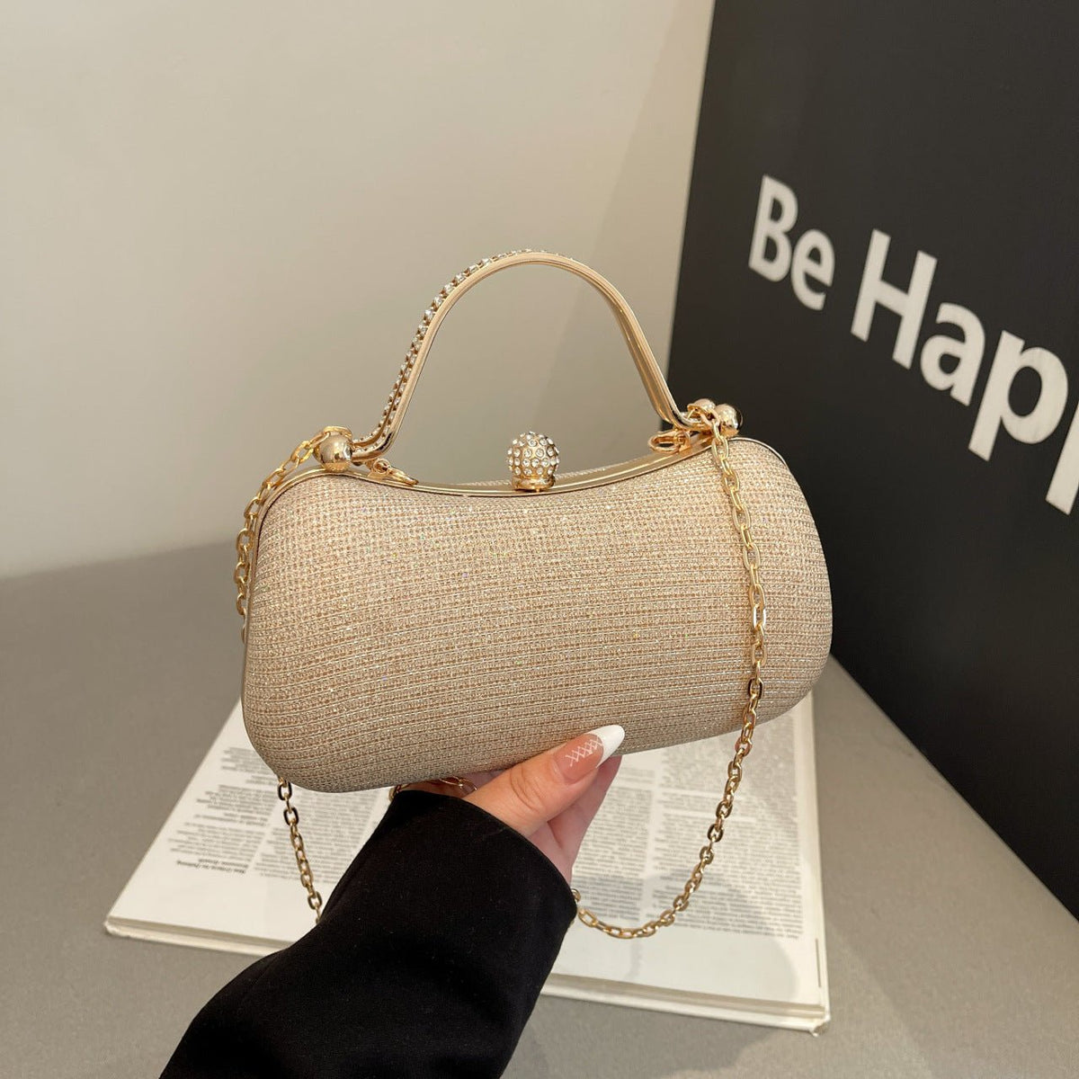Chain sparkling diamond single shoulder crossbody bag - F.MarketE940AFE7E8E34AC6B4F3AB794CE85C78eproloChain sparkling diamond single shoulder crossbody bagChain sparkling diamond single shoulder crossbody bag