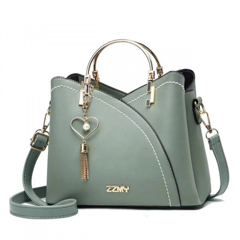 Color-blocked large-capacity shoulder bag with high-quality crossbody design - F.Market1D05E9C7ECFC42EF8D6444B7E569F9BDeprolo23*11.5*19Color-blocked large-capacity shoulder bag with high-quality crossbody designColor-blocked large-capacity shoulder bag with high-quality crossbody design