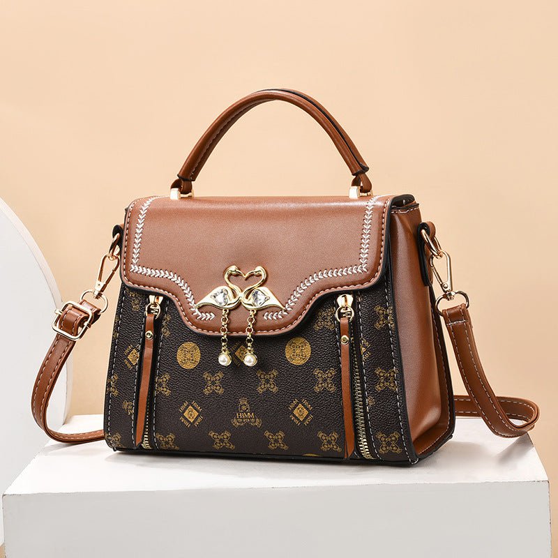 Crossbody handbag small square bag women's bag - F.Market5083B1C45FBF4E0BAA9525F9E424B14DeproloCrossbody handbag small square bag women's bagCrossbody handbag small square bag women's bag