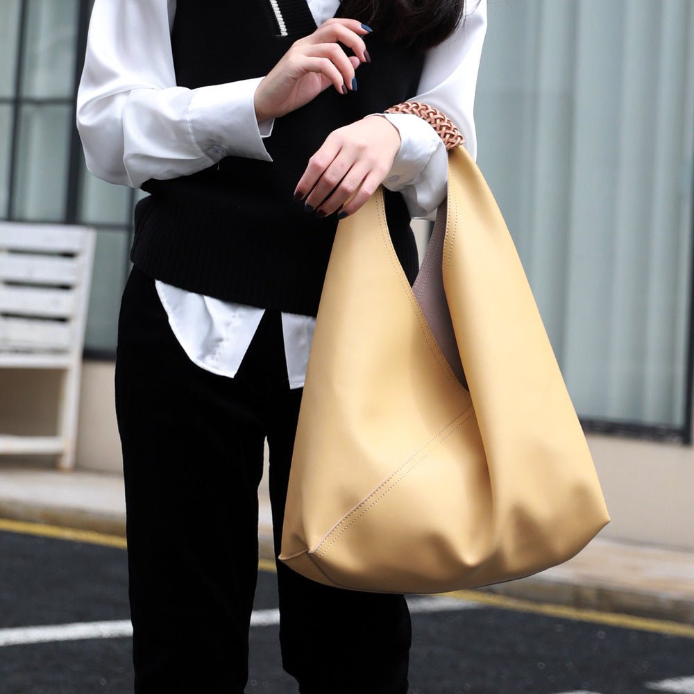 Spliced woven shoulder bag - F.MarketF0311724A17646A690ED24D59532CE64eproloSpliced woven shoulder bagSpliced woven shoulder bag