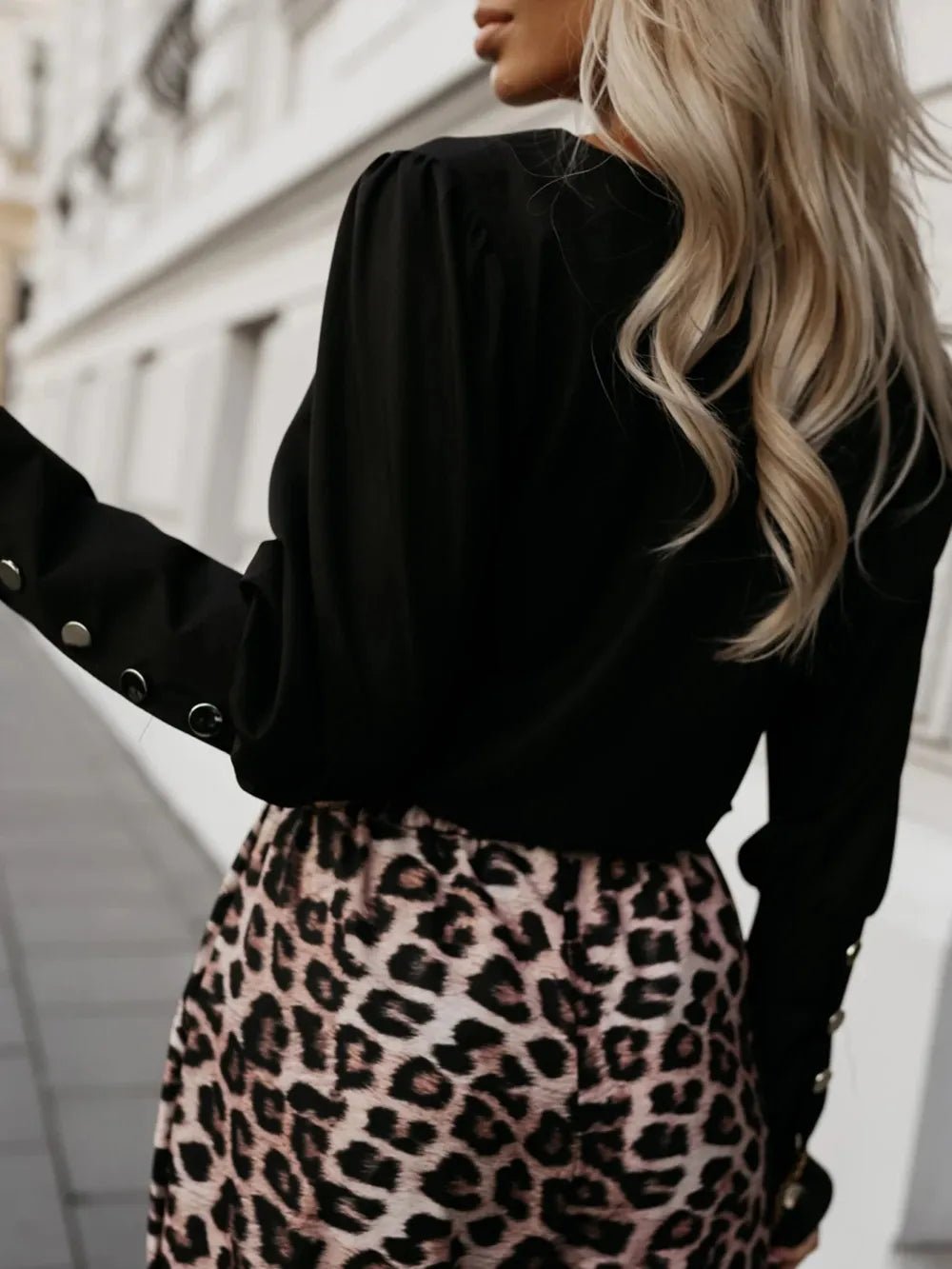 V-Neck Long Sleeve Blouse - F.MarketBD44860F9F7E44C583C5E11BFE92C8BDeproloSV-Neck Long Sleeve BlouseV-Neck Long Sleeve Blouse