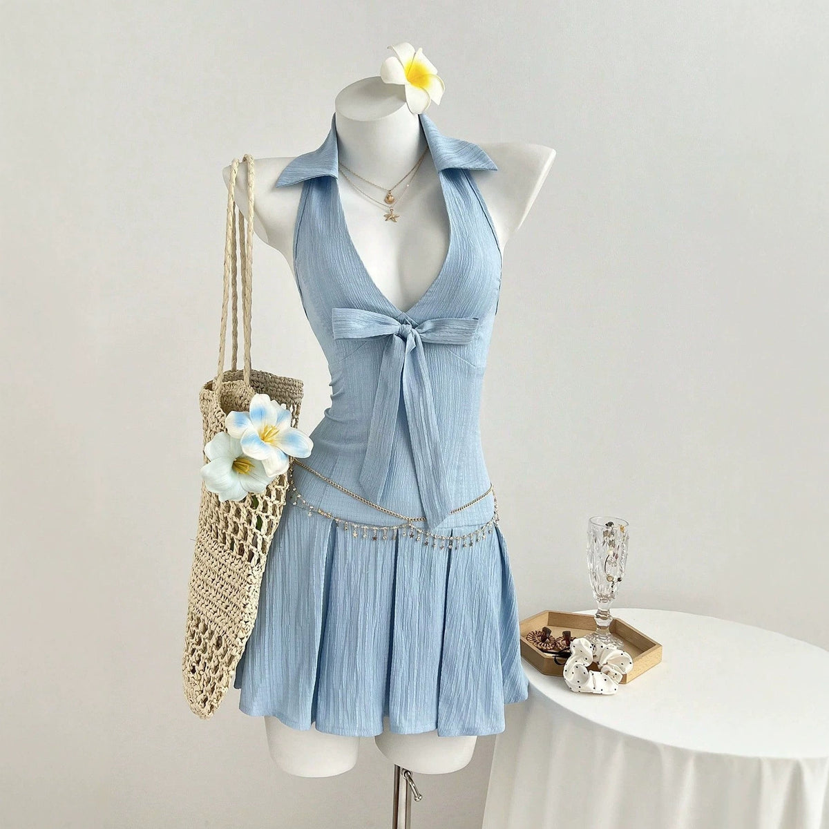 V-neck sleeveless dress - F.MarketCB76A41317DF497A82EFB45A31007741eproloSV-neck sleeveless dressV-neck sleeveless dress