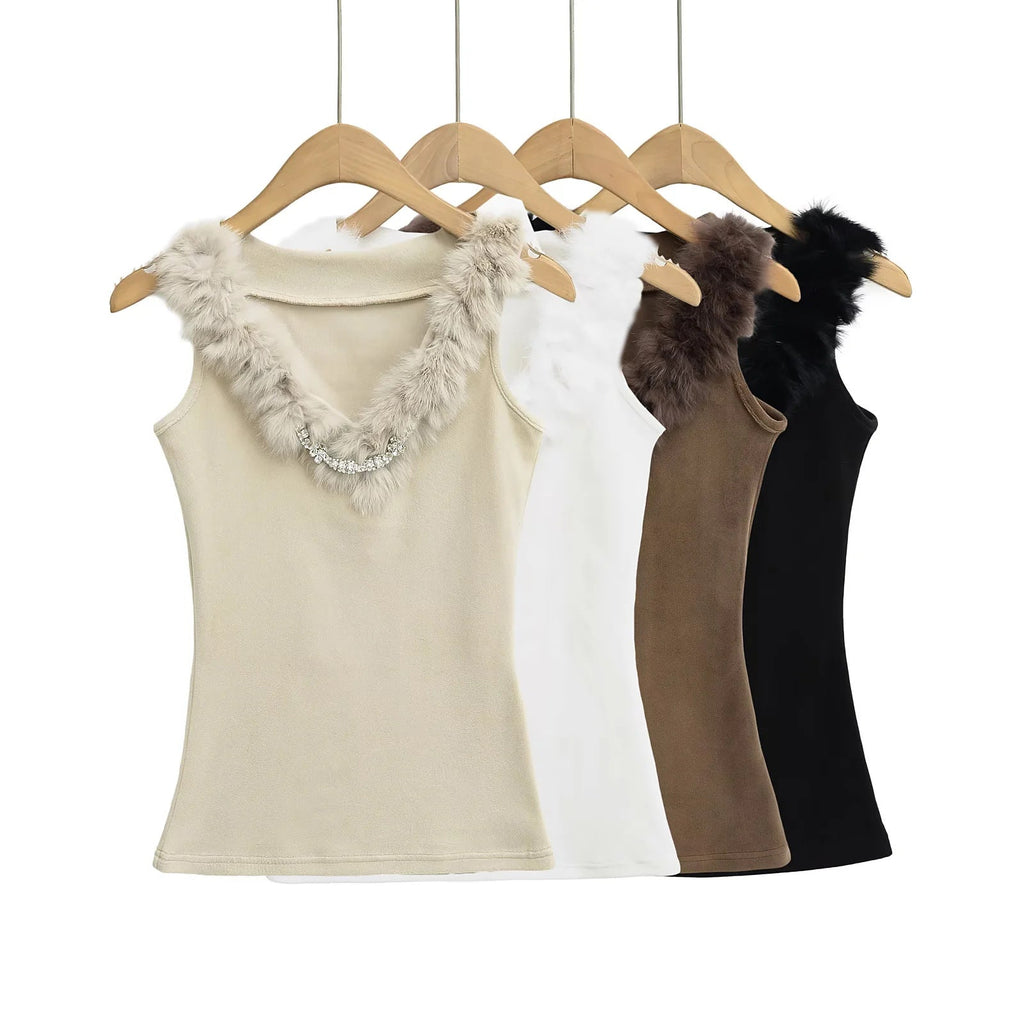 V-shaped top - F.Market60B6FAA90B50436EA2D781530C98B368eproloSV-shaped topV-shaped top